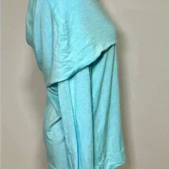 193. Lilly Pulitzer Belinda Off Shoulder Velour size Medium - Picture 4 of 7